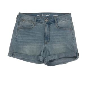 Wallflower The Legendary Fit Stretch Cuffed Hem Jean Shorts Size 9 Women’s